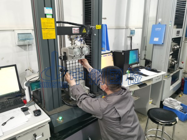 土工格栅拉伸试验，必一运动实验室实拍